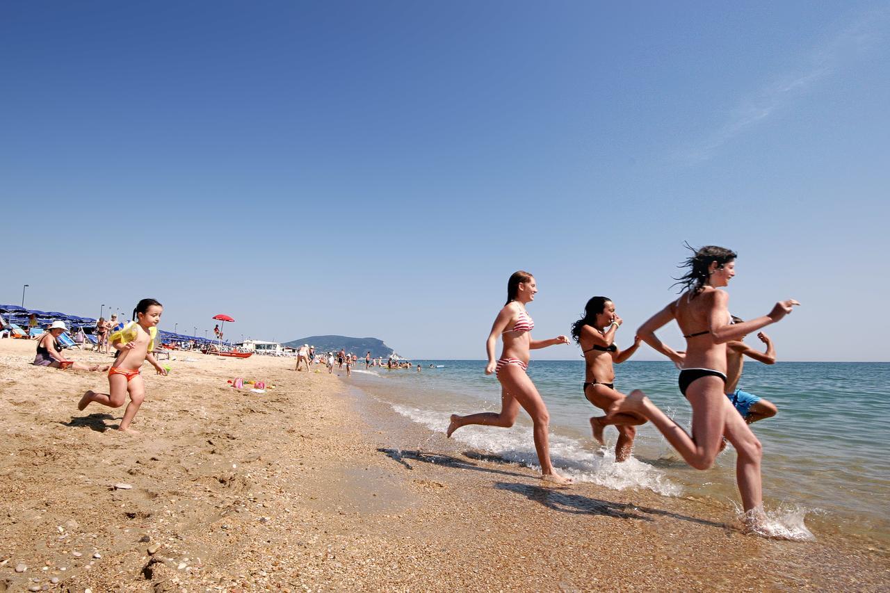 Villaggio Riva Musone Porto Recanati Εξωτερικό φωτογραφία
