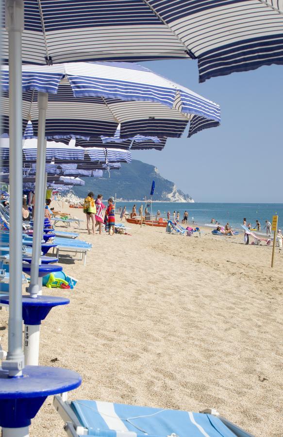 Villaggio Riva Musone Porto Recanati Εξωτερικό φωτογραφία