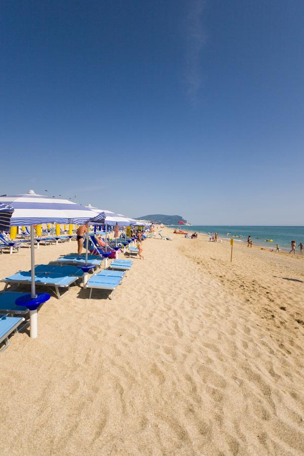 Villaggio Riva Musone Porto Recanati Εξωτερικό φωτογραφία